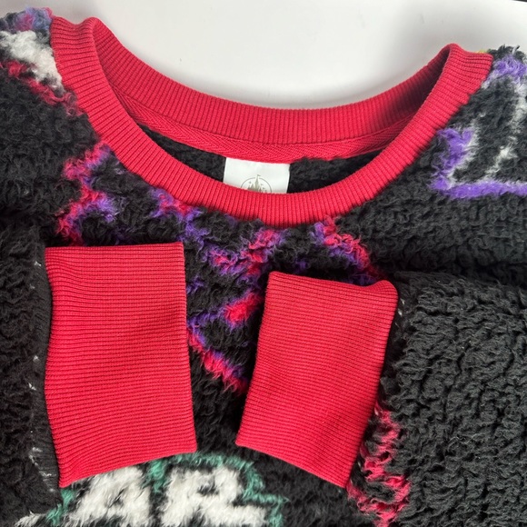 Star Wars Disney Sweater - Picture 12 of 12